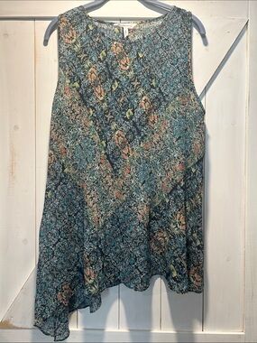 BCBGeneration Floral Print Blouse Lightweight Asymmetrical Hem Large Sheer